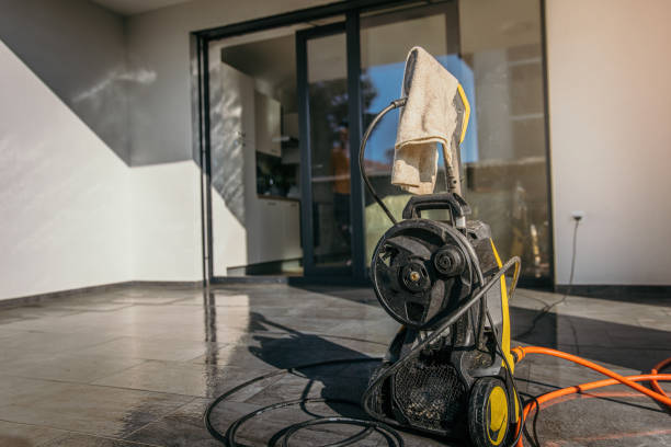 Best Pool Deck Cleaning  in Colonial Beach, VA
